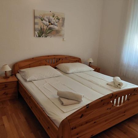 Villa Niko Podstrana Esterno foto
