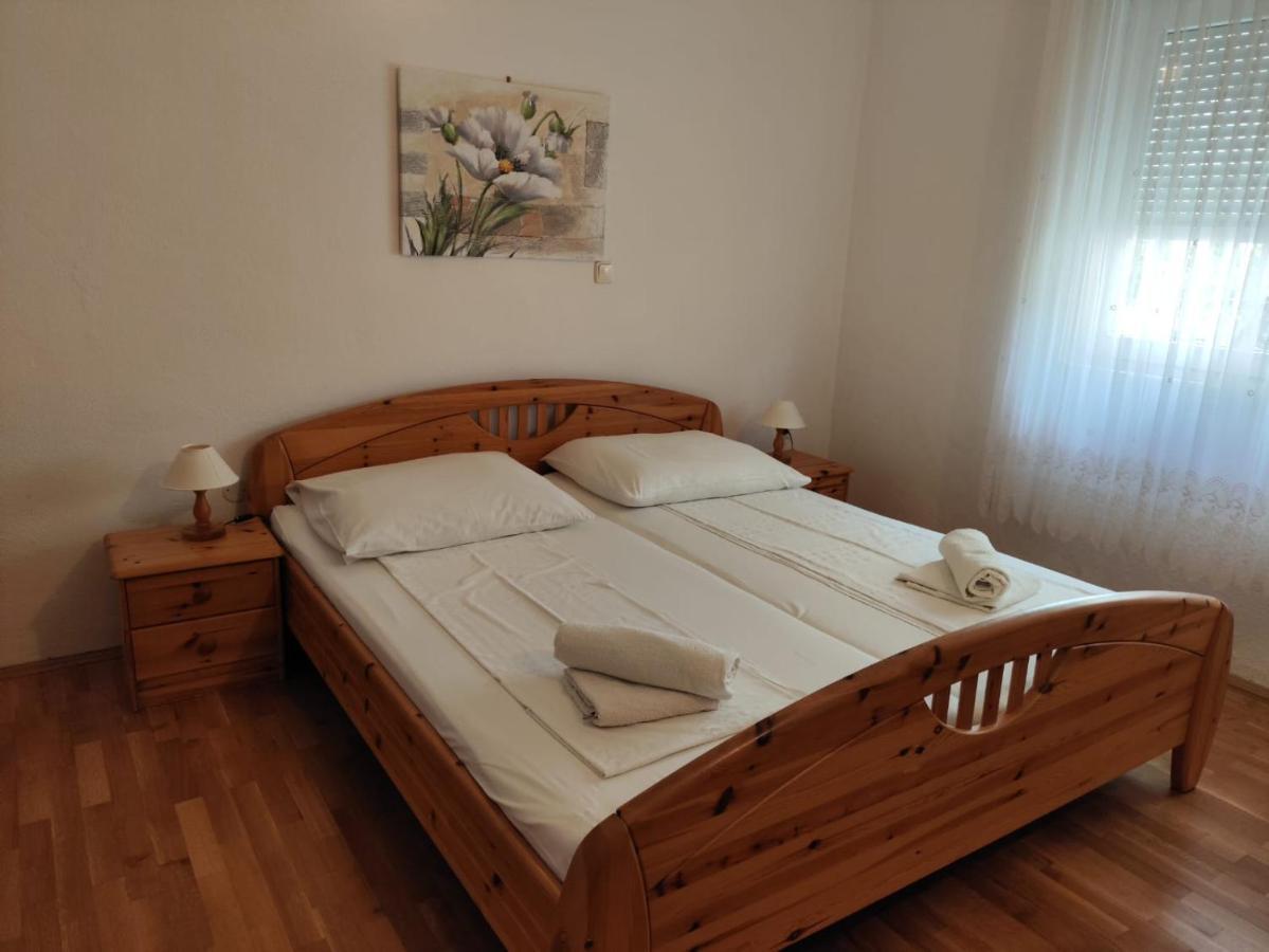 Villa Niko Podstrana Esterno foto