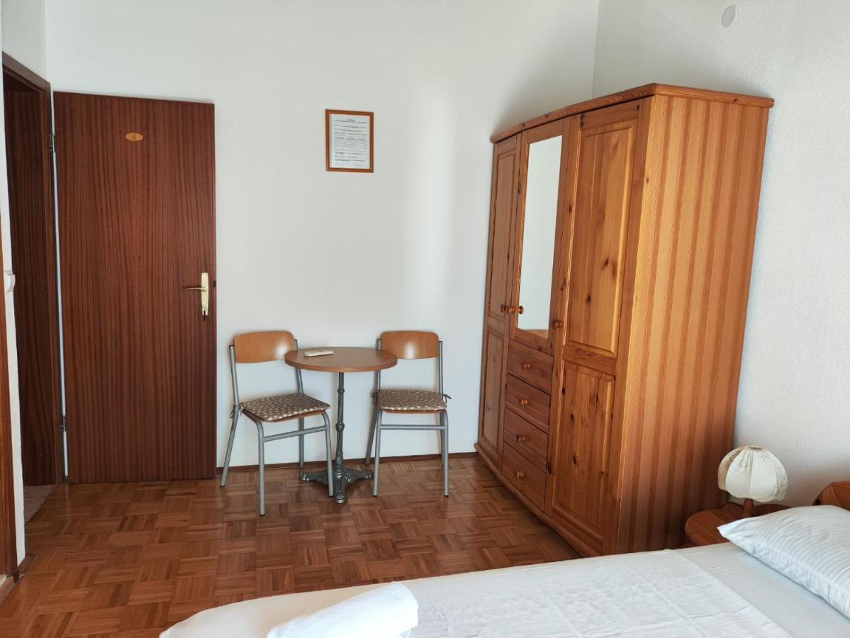 Villa Niko Podstrana Esterno foto