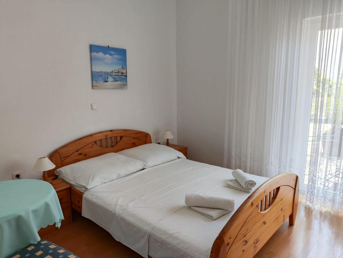 Villa Niko Podstrana Esterno foto